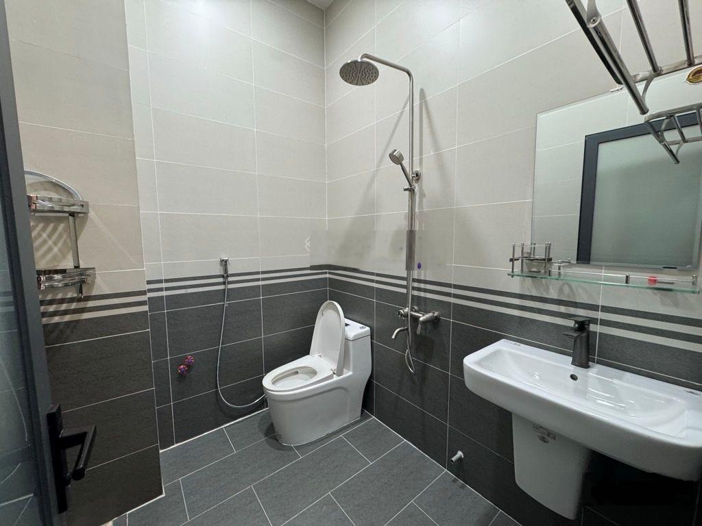 Nhà bán Quốc lộ 1K, 6,6 tỷ, 87m2, view đẹp