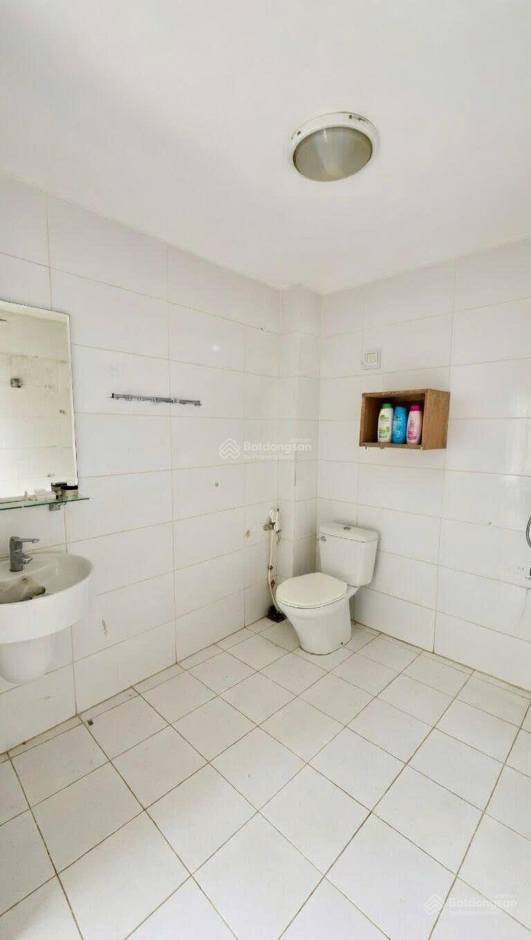 Bán Nhà Tân Sơn Nhì - Tân Phú - 2 Tầng( 4 x 16 )- Đường Ôtô - Khu VIP Biệt Thự Tân Sơn Nhì - 8.7 Tỷ