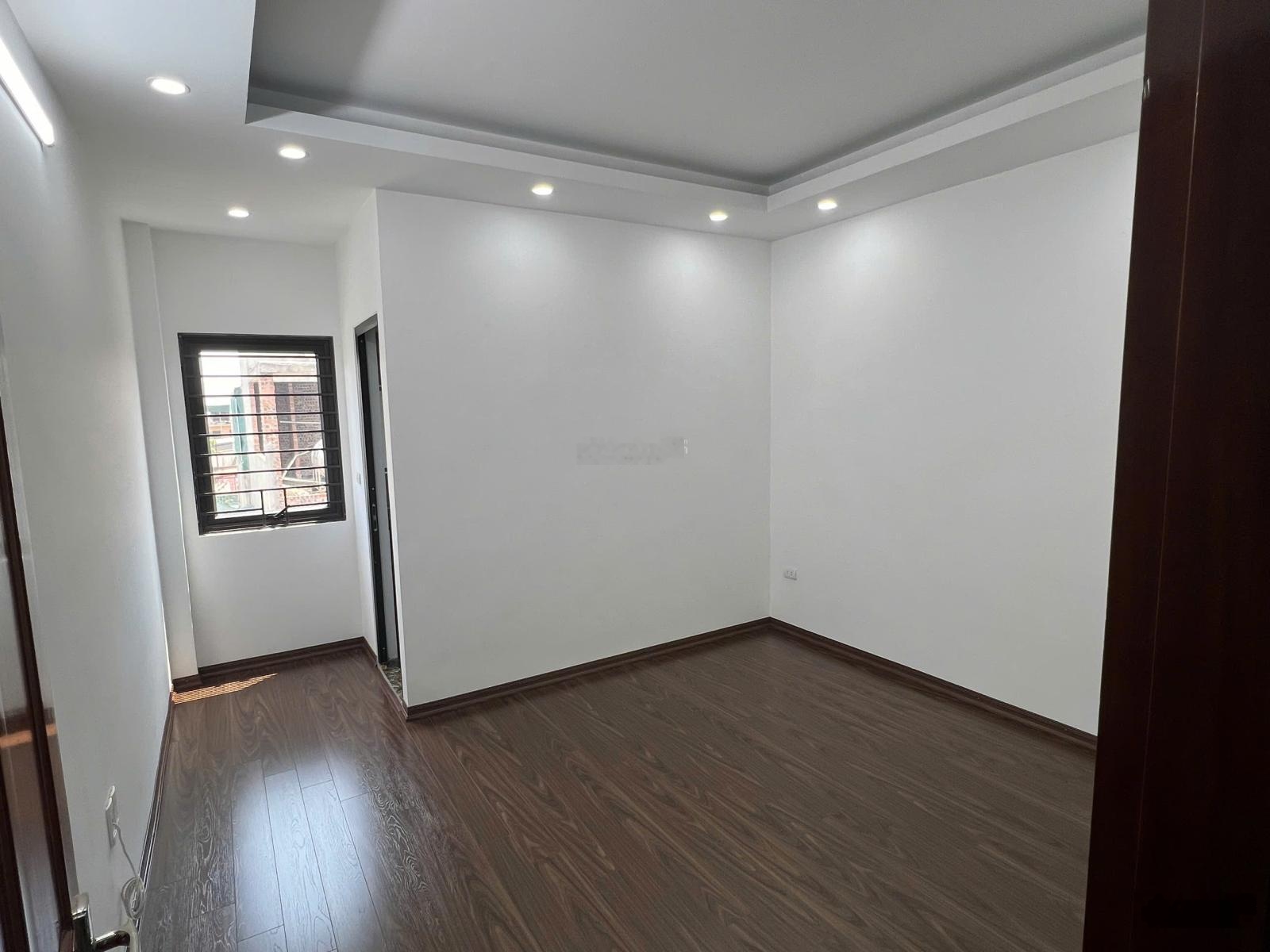 Bán nhà phố lạc trung 55m2 5 tầng thang máy 6 ngủ gần phố chỉ 12 tỷ