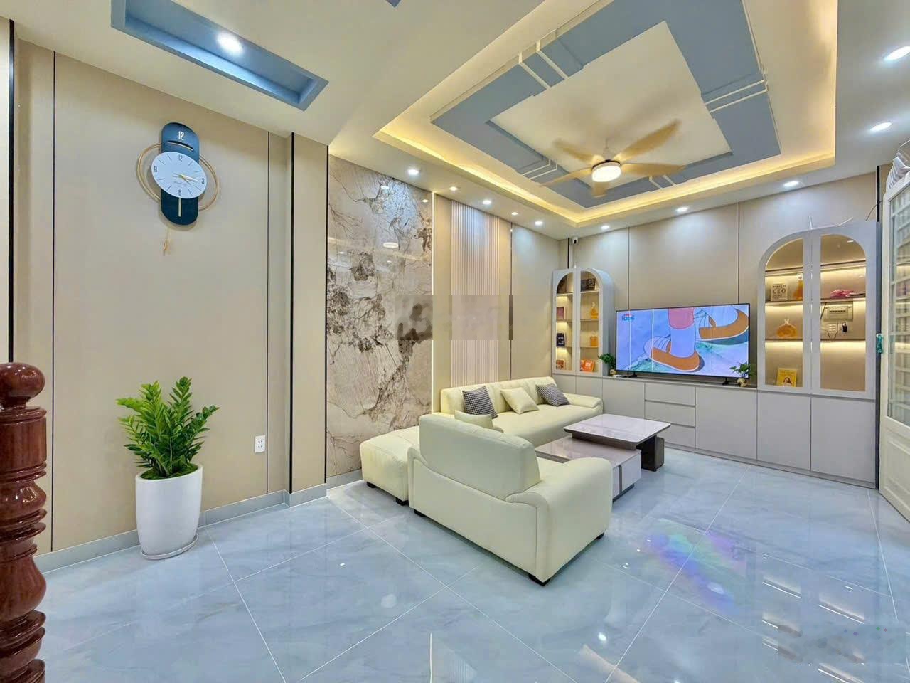 Nhà hẻm đường thích quảng đức p9 pn
