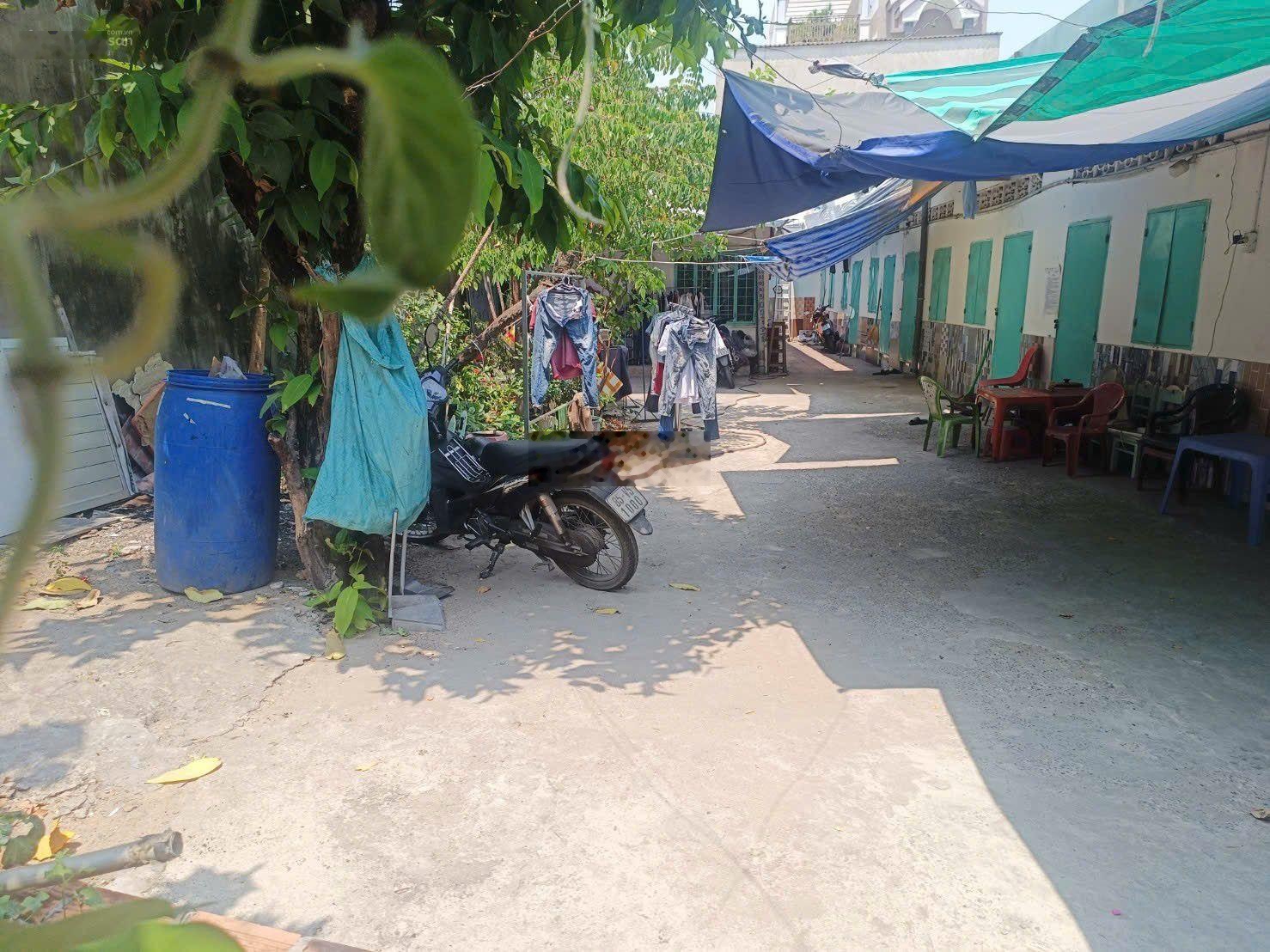 Chính chủ gửi lô đất đẹp vuông vức mặt tiền thụt vành đai 2 Phước long b q9