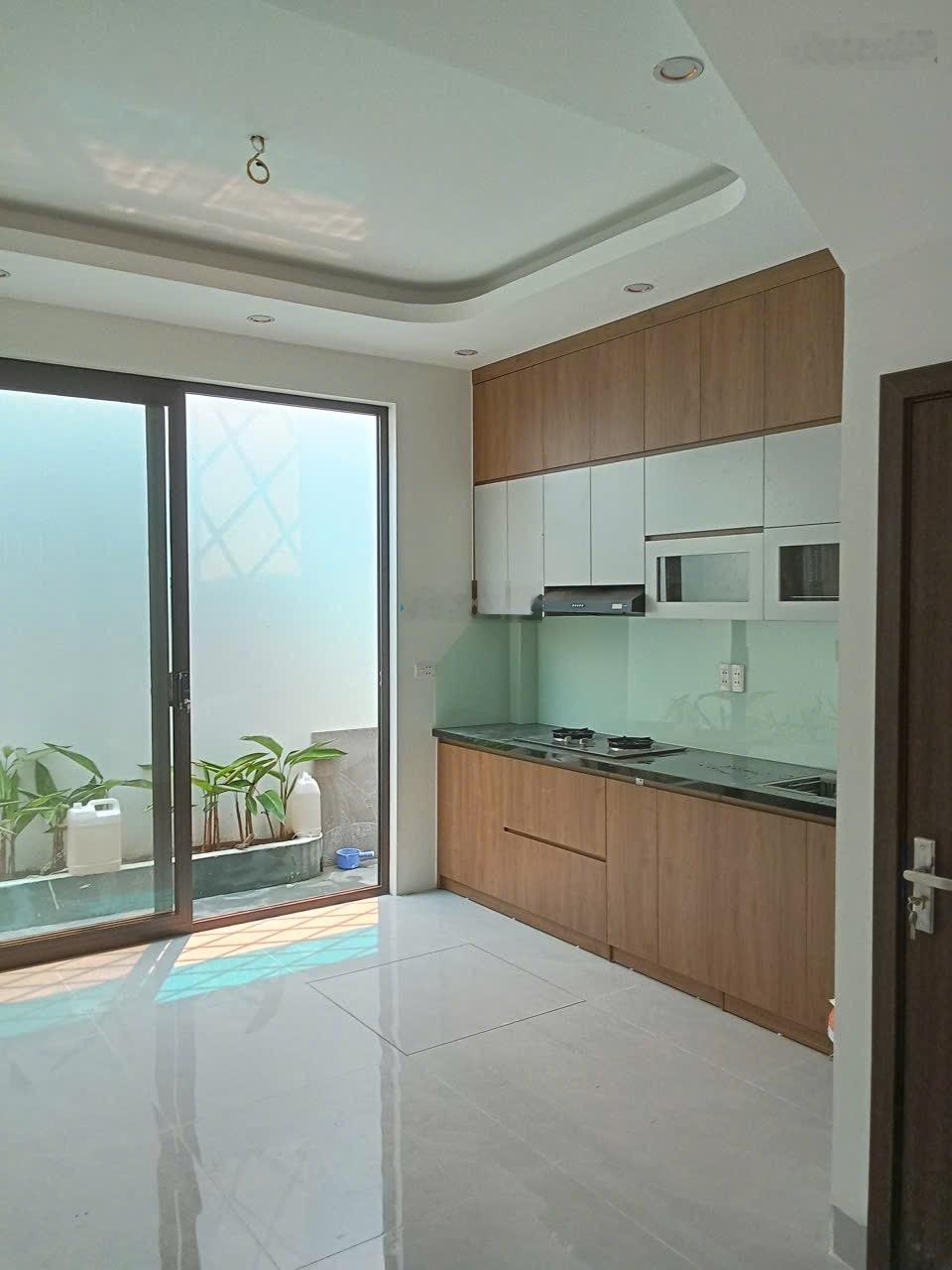 Bán nhà tại Song Phương Diện tích 60m2 full nội thất Ngõ ôtô đỗ cửa Cách đại lộ 500m