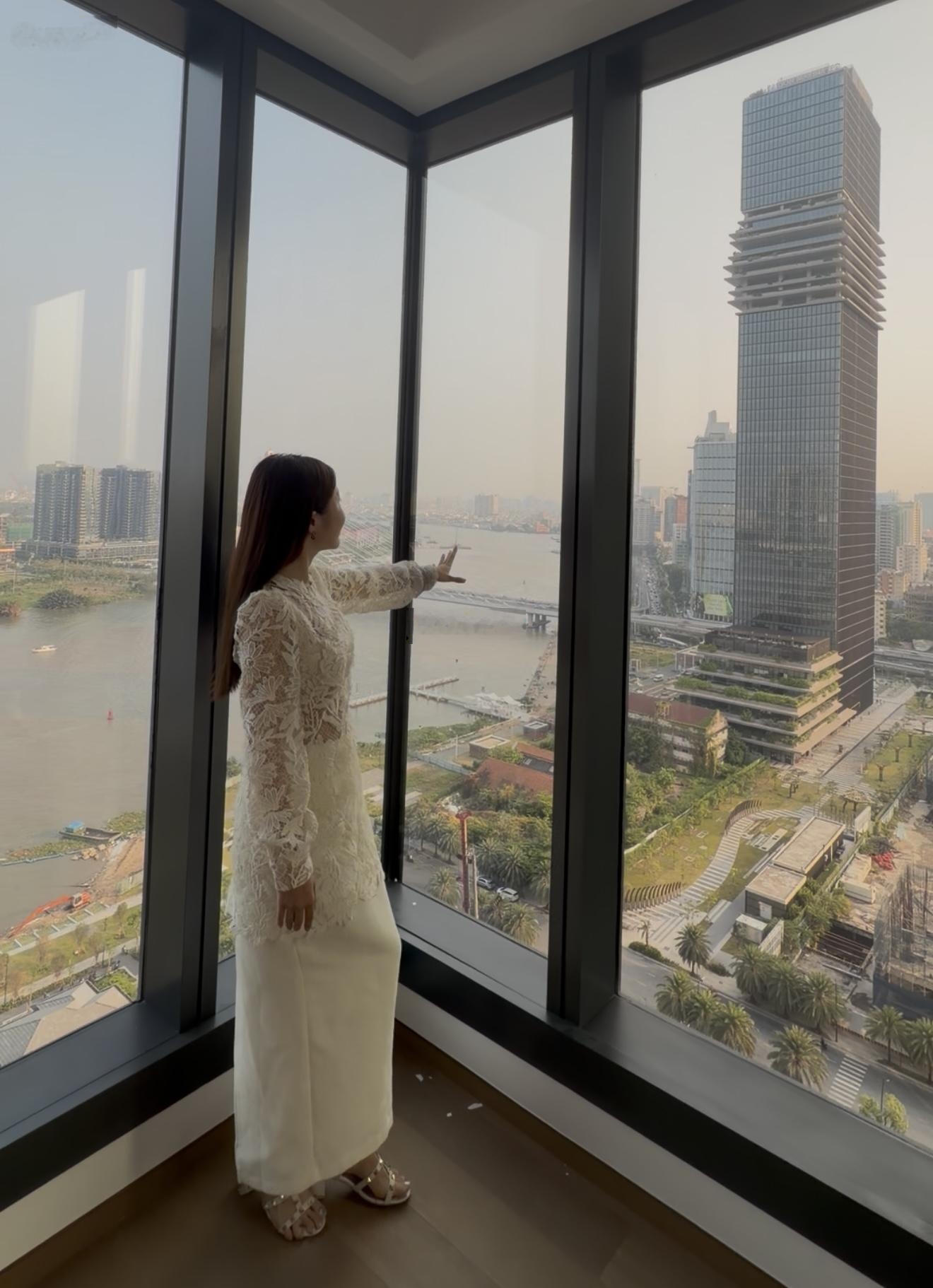 Cần bán căn hộ 2PN JW Marriott view sông và Cầu Bason