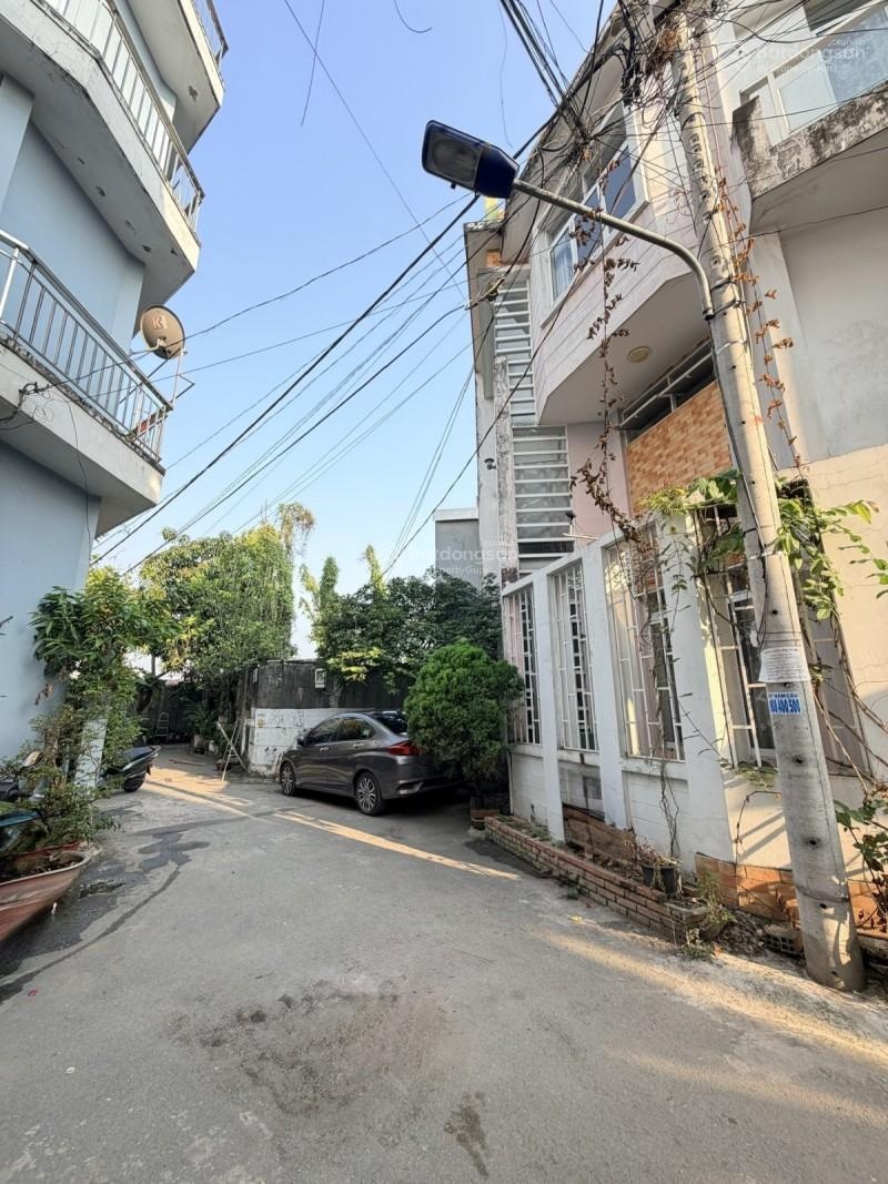 Bán nhà ô tô đỗ cửa đường Bưng Ông Thoàn, phường Phú Hữu, Quận 9. DT 54m² (5.4m x 10m), giá 5 tỷ