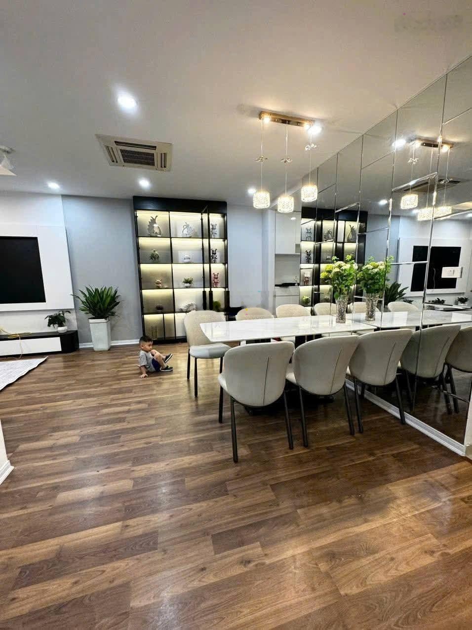 Cập nhật danh sách các căn hộ chuyển nhượng Goldmark City loại 2 - 3 & 4PN. Giá chỉ từ 6,5 tỷ