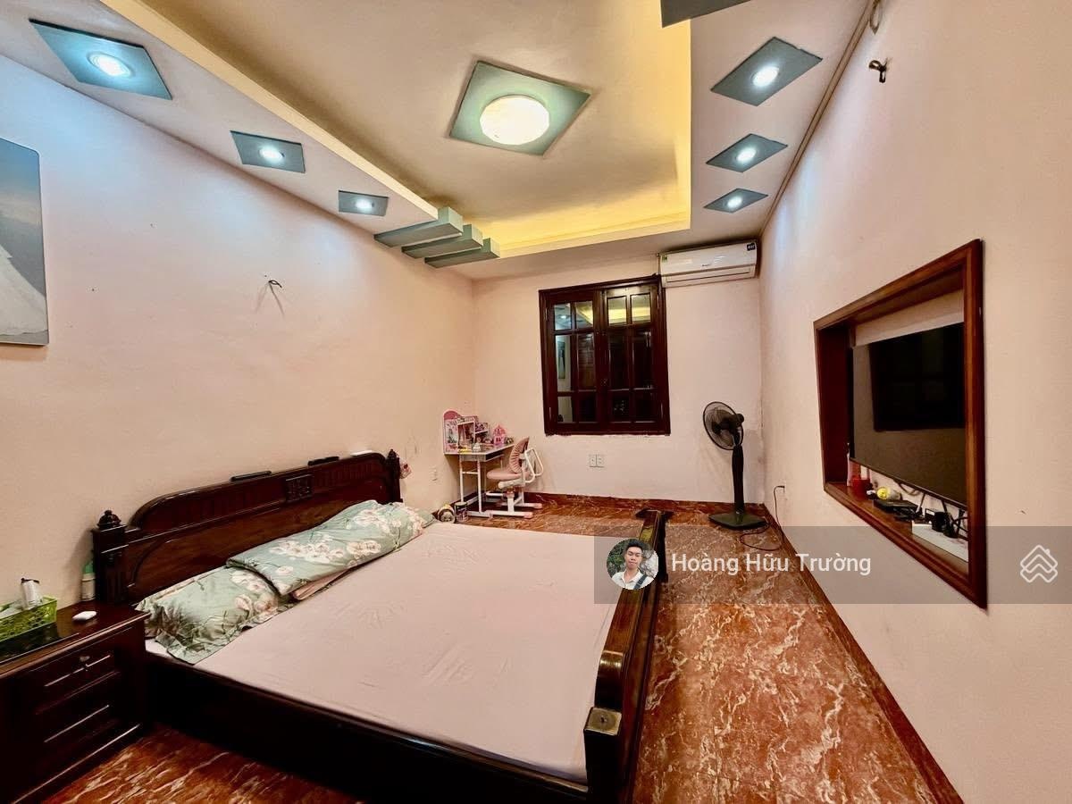 Bán nhà mặt ngõ Thái Thịnh - Đống Đa DT 55m2 4 tầng - Ngõ thông - Dân xây chắc chắn!!!