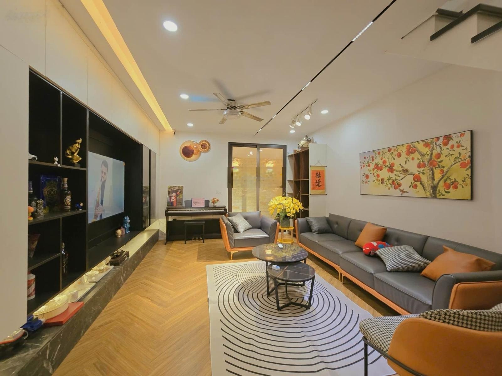 Nhà đẹp - Mỹ Đình - 6 tầng 38 m