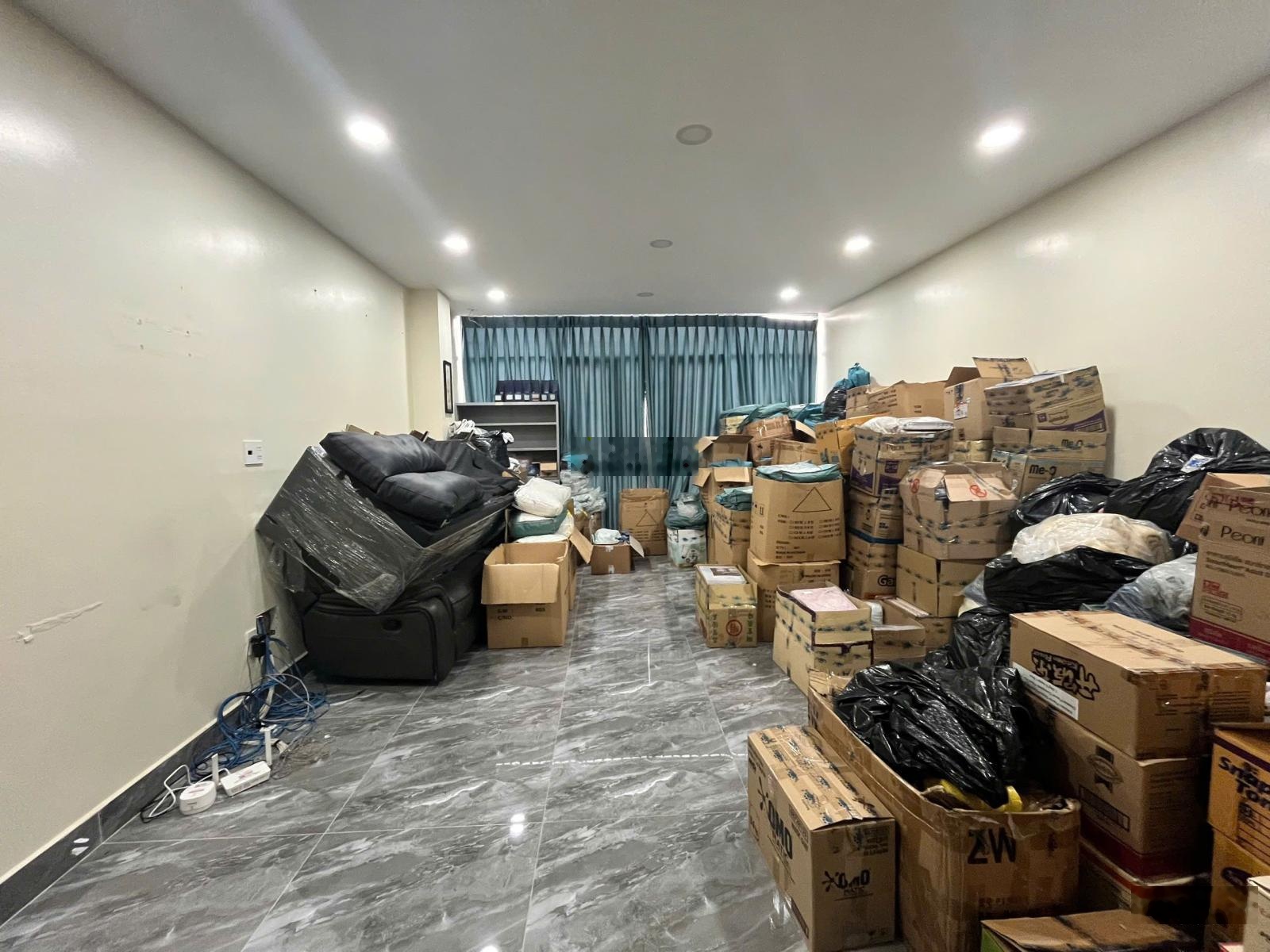 Nhà bán mặt tiền khu Tên Lửa cạnh Aeon, 4 tầng, 5x16, 80m2, 10,5 tỷ thương lượng chính chủ