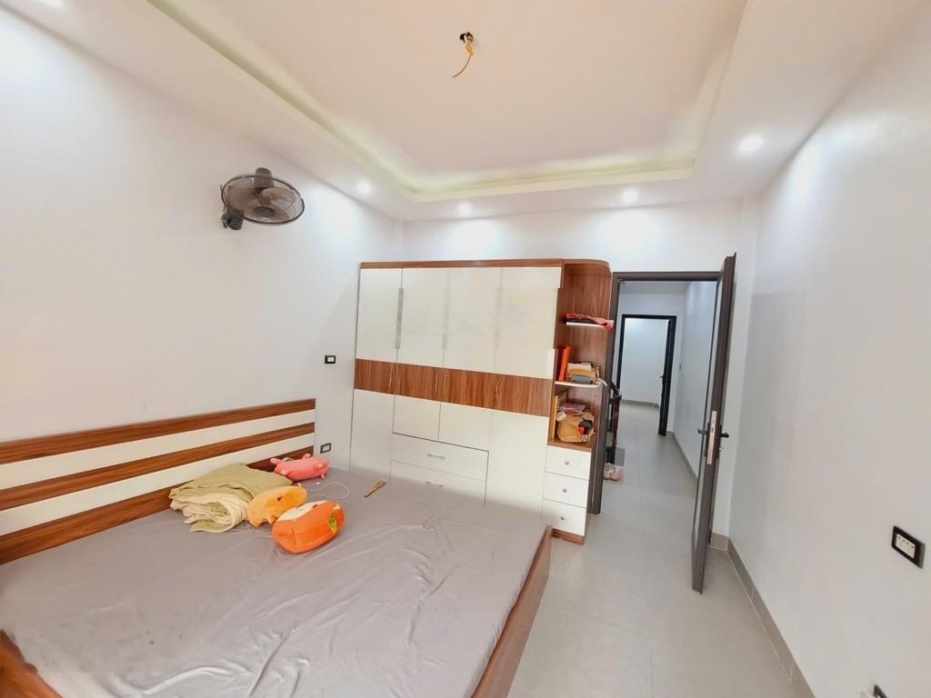 Bán nhà mặt phố 268 Đại Từ, 19,5 tỷ, 40m2, view đẹp, giá ưu đãi