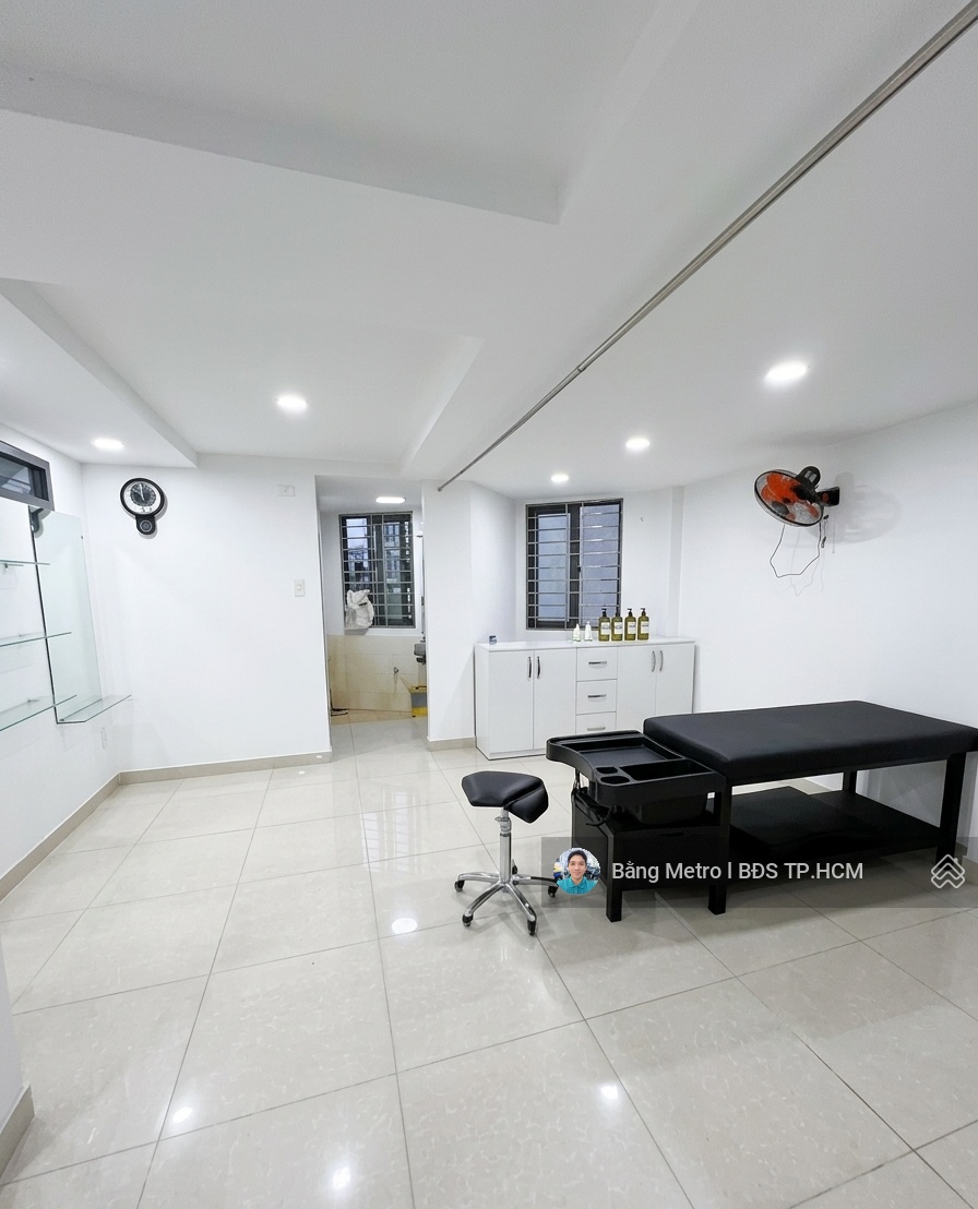 Ôtô đỗ tận cửa 75m2 ngang 5m, 6pn 5wc, 5 tỷ 440 triệu, có sẵn dòng tiền thuê, ngã 3 đông quang, q12