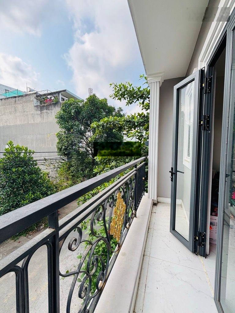 Bán nhà 3 tầng mới đẹp kdc phú lợi, p. bình đông, q.8, đường 12m, 4.5x15, 6.5 tỷ