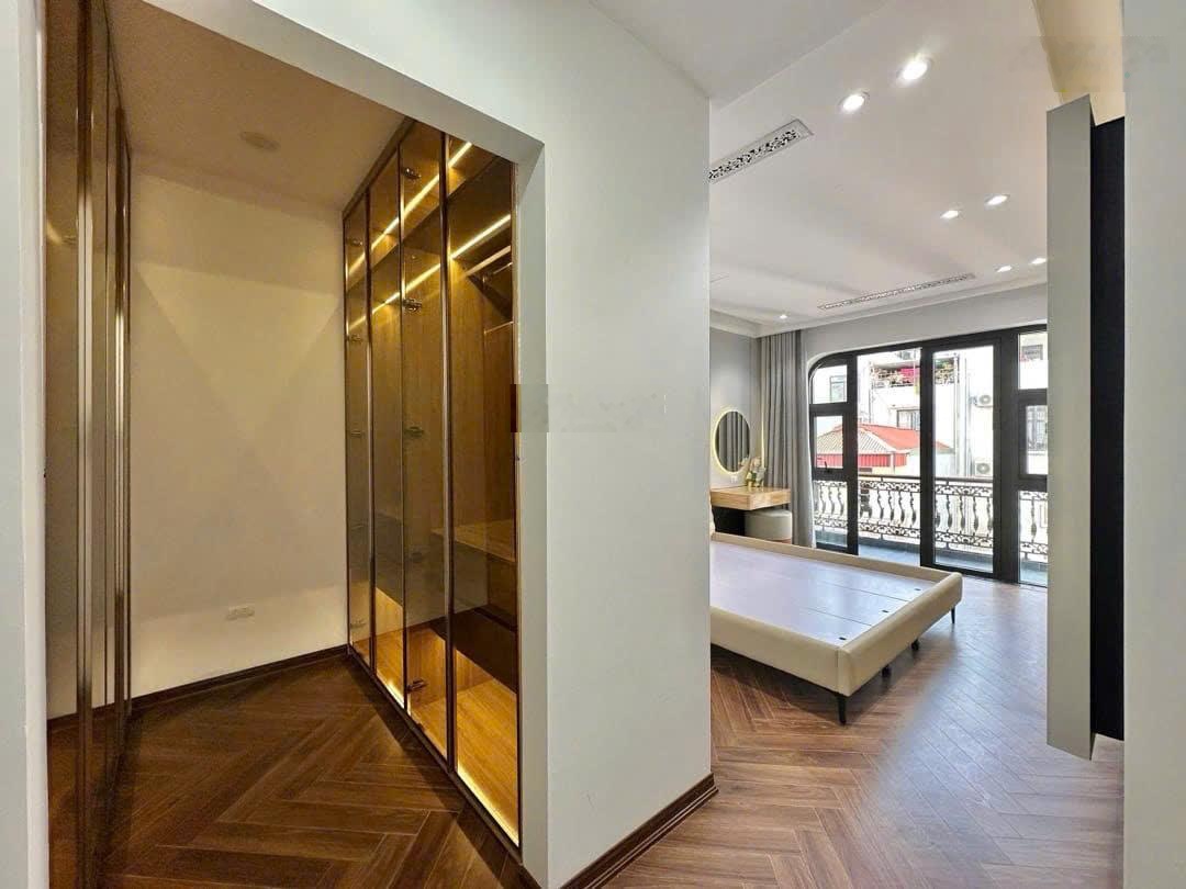 Bán nhà riêng phân lô vỉa hè 50m2 - sổ đỏ chính chủ - hông The Terra An Hưng