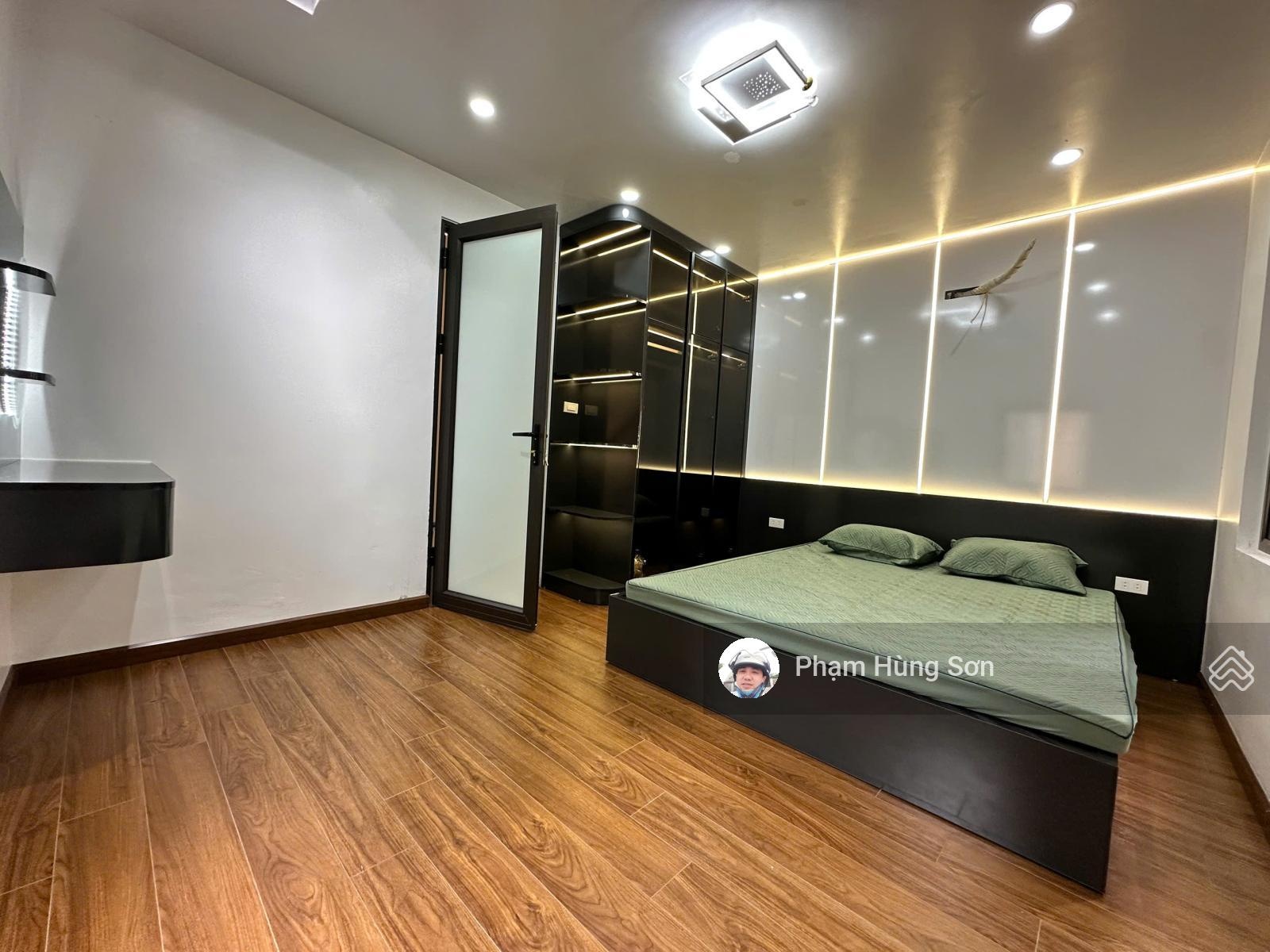 Nhà mới kính koong - Lô góc - chỉ sẵn ở, Nhà Tôn Đức Thắng - Đống Đa 28m chỉ 6.35 tỷ