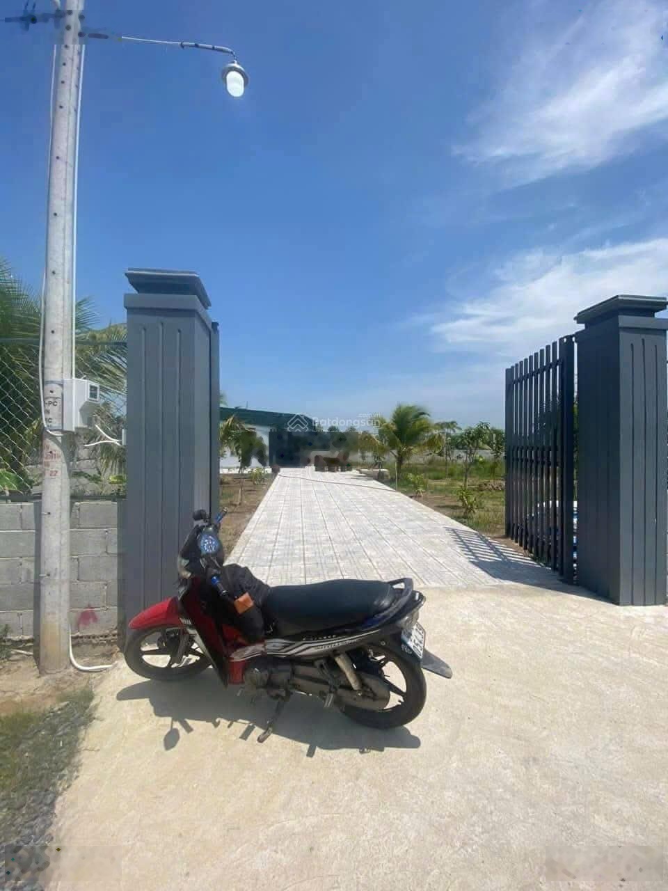 Bán lỗ lô bán 125m2 đất full thổ cư , SHR , X.Tân Phú Trung Củ Chi Giá 754 triệu