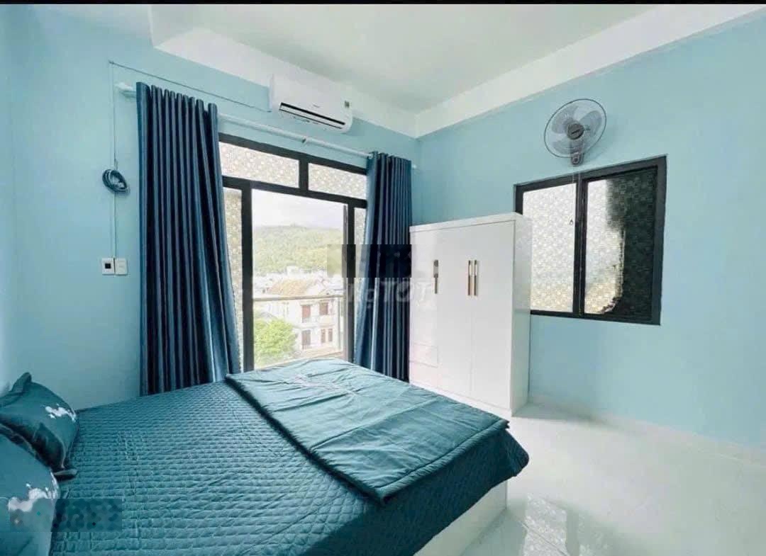 Tòa căn hộ 7 tầng - 110m2 ngang 6,25m cực hiếm - doanh thu 70tr/th - giá 12 tỷ - ngay trục hoàng sa