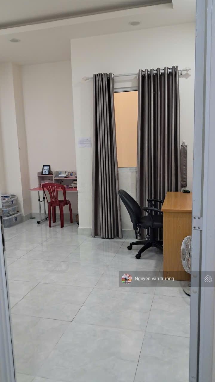 Bán nhà hẻm 154 vườn lài gần cầu sắt nhà 3 lầu