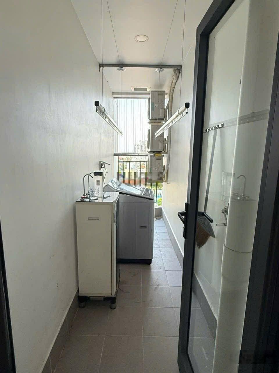 Cho thuê chung cư goldora plaza, 2pn full nt giá tốt