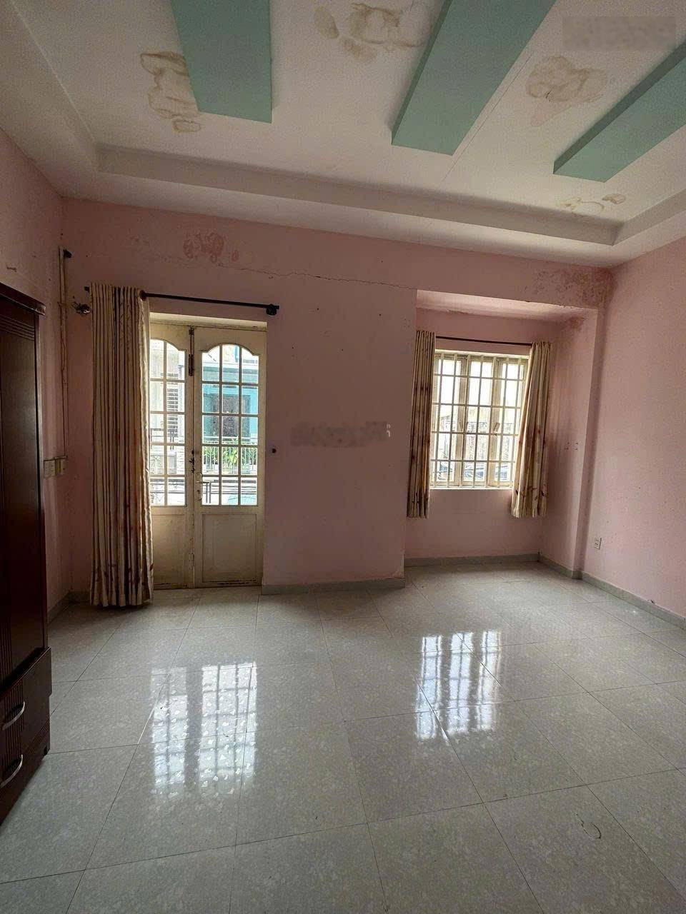 Bán nhà ngang lớn 5m tại Trần Mai Ninh, 5.2 x 10.3m - 1 lầu, cách MT 20m, gần chợ Bà Hoa, 6.5 tỷ TL