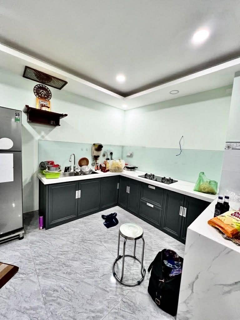 Nhà 2 tầng, 4.5x 15, Giá 5tỷ, bình trị đông, quận bình tân