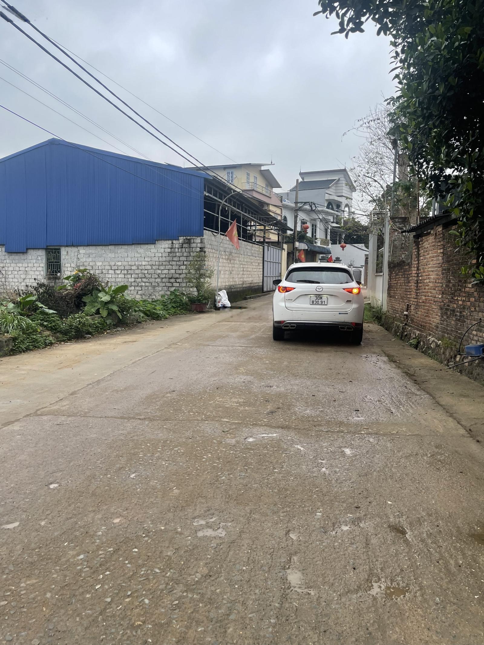 e bán lô đất sát QL6 đẹp xã phú nghĩa