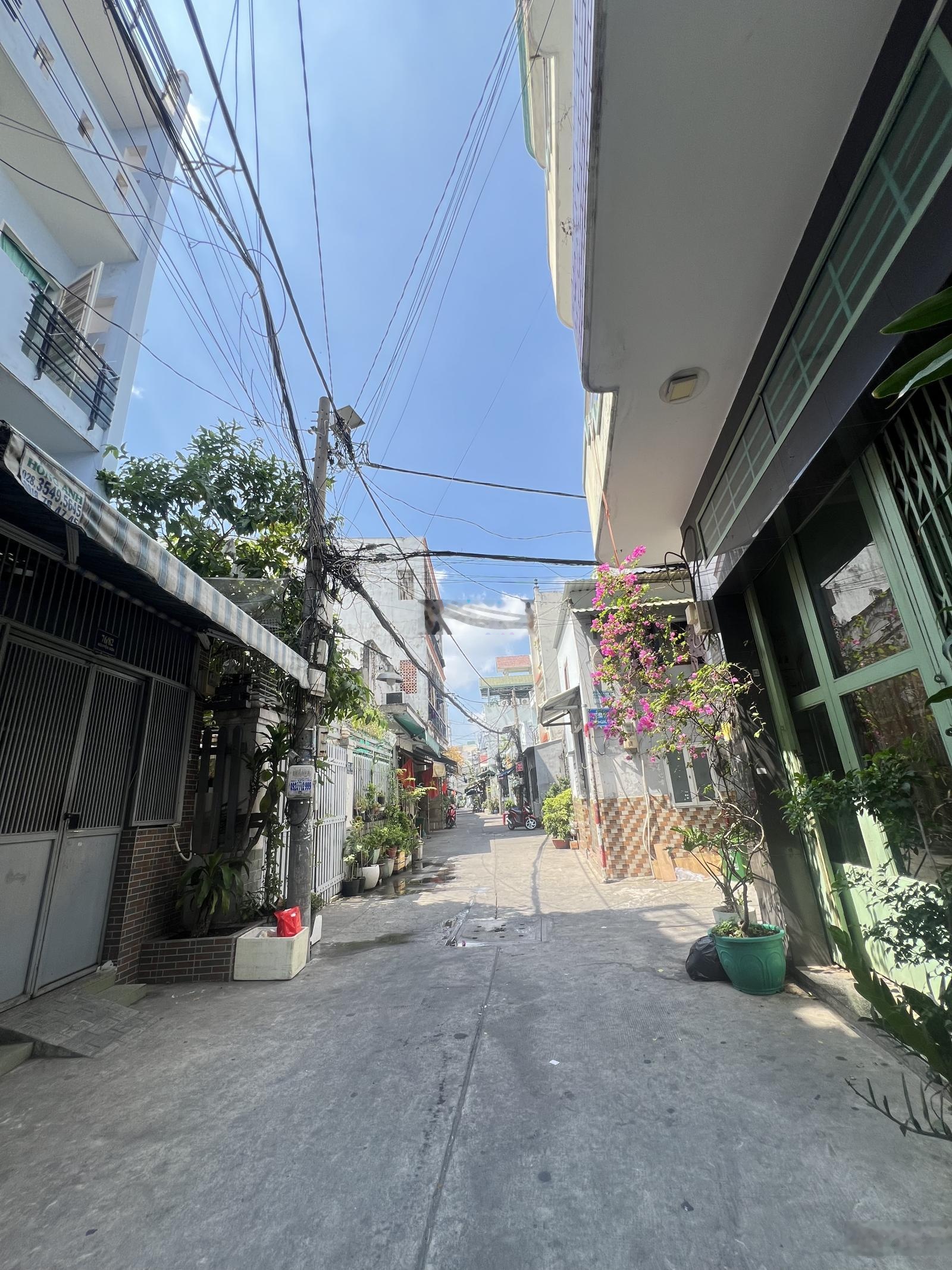 Hiếm ( 4.7m x 12m) nguyễn sơn - thoại ngọc hầu hẻm ô tô
