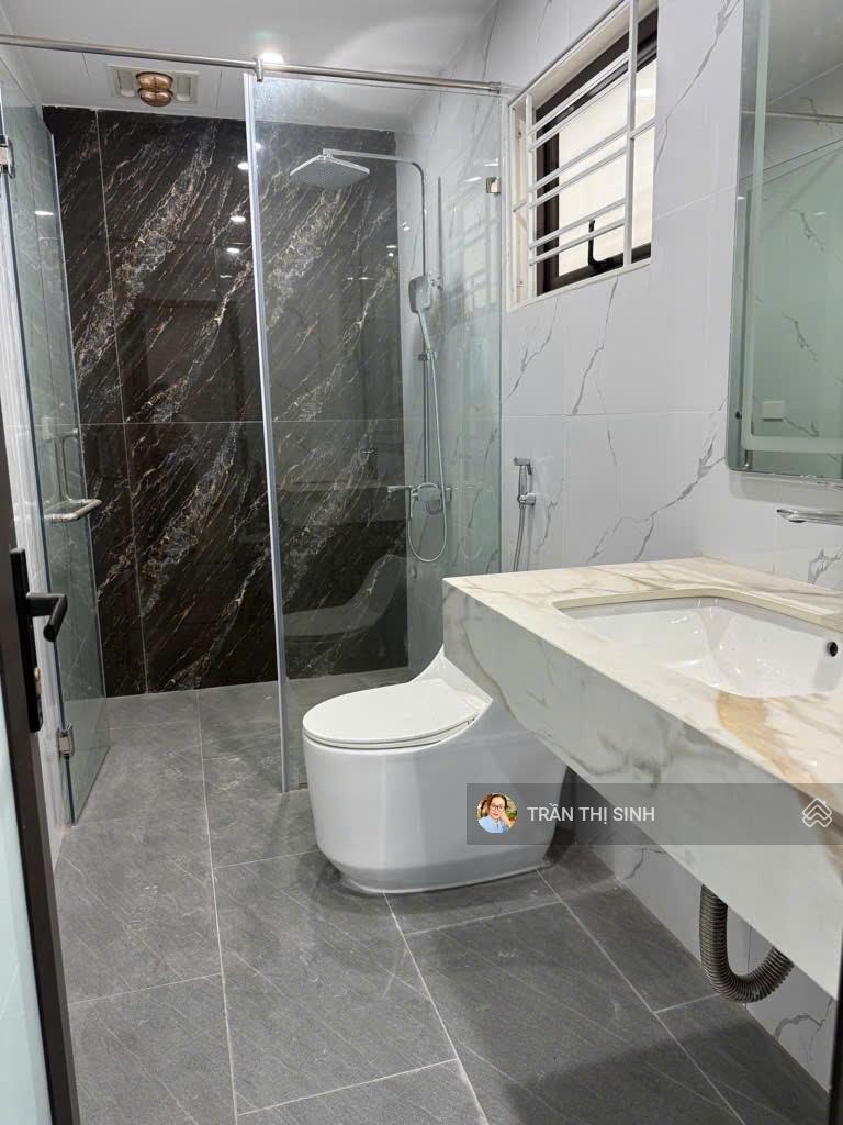 Nhà phân lô thạch bàn - cổ linh, cạnh him lam thạch bàn, cách aeonmall long biên 500m