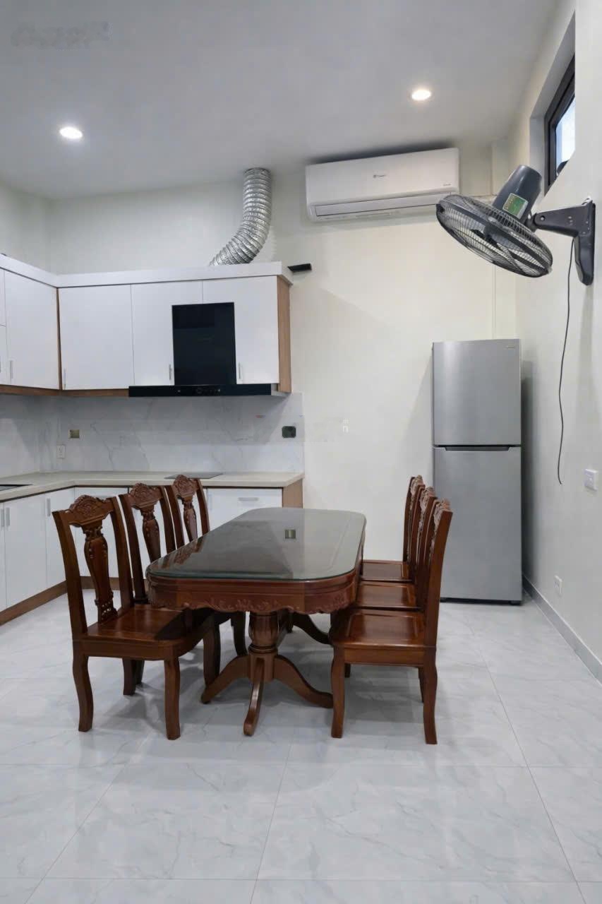 Bán nhà Xuân Phương Từ Liêm, ô tô, lô góc, ngõ nông, 38m2 x 5 tầng, giá 7.9 tỷ