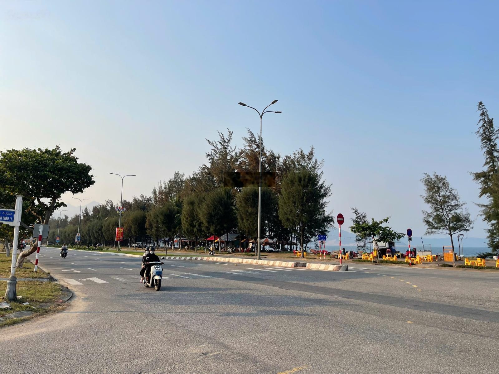 [GIÁ TỐT] - Chỉ 3tỷxxx có đất MT Xuân Thiều 80m2 sạch đẹp tặng nhà c4 - Cách biển 300m