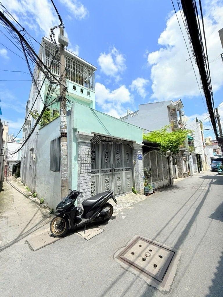 Bán nhà hẻm xe hơi P.9 Gò Vấp, 3 lầu, 5 phòng ngủ, DT 87m2 chỉ với 7tỷ3