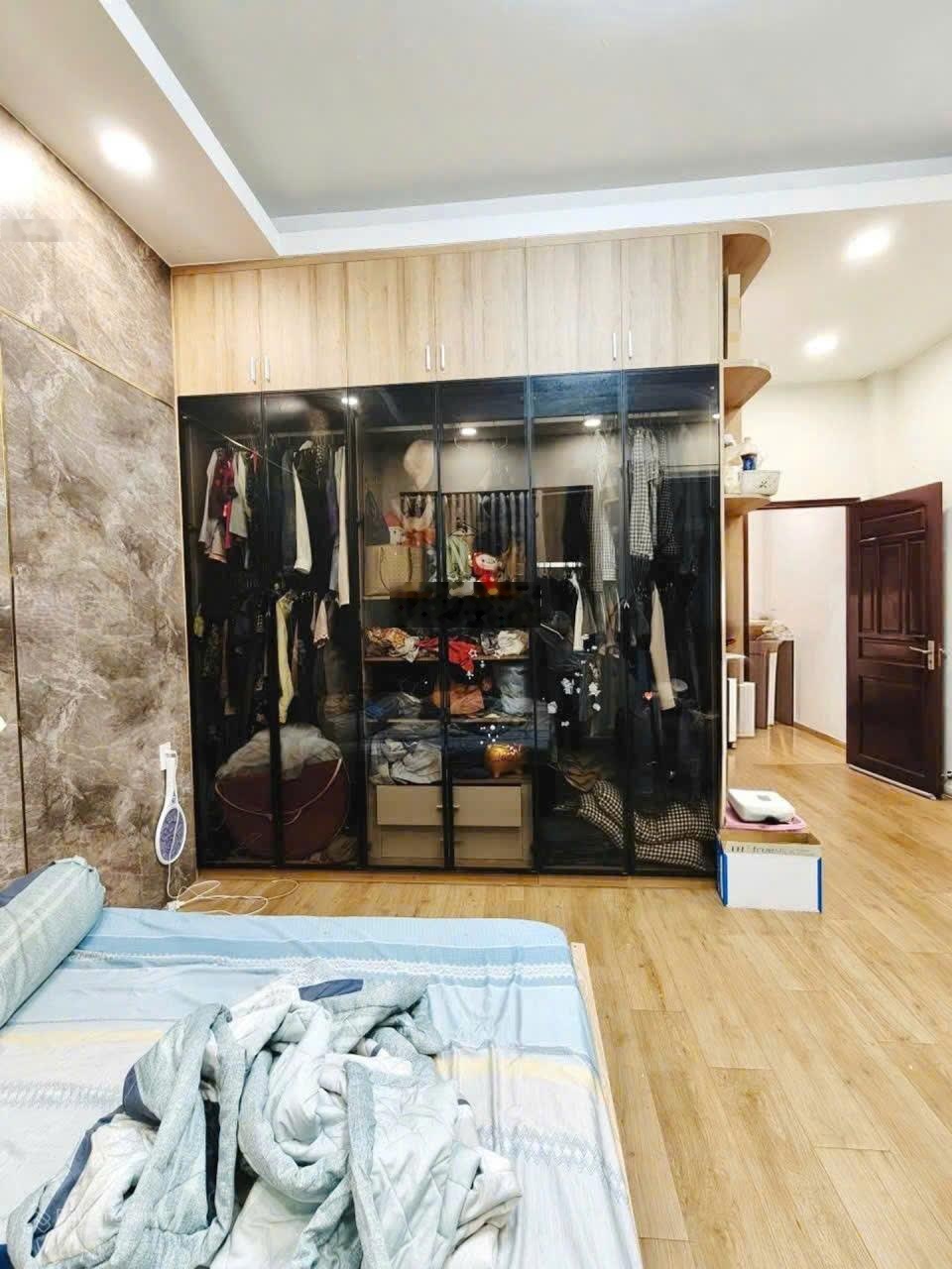 Giảm 1 tỷ - Bán nhà quận Tân Phú Vườn Lài xe hơi ngủ nhà - 73m2 chỉ 6 tỷ