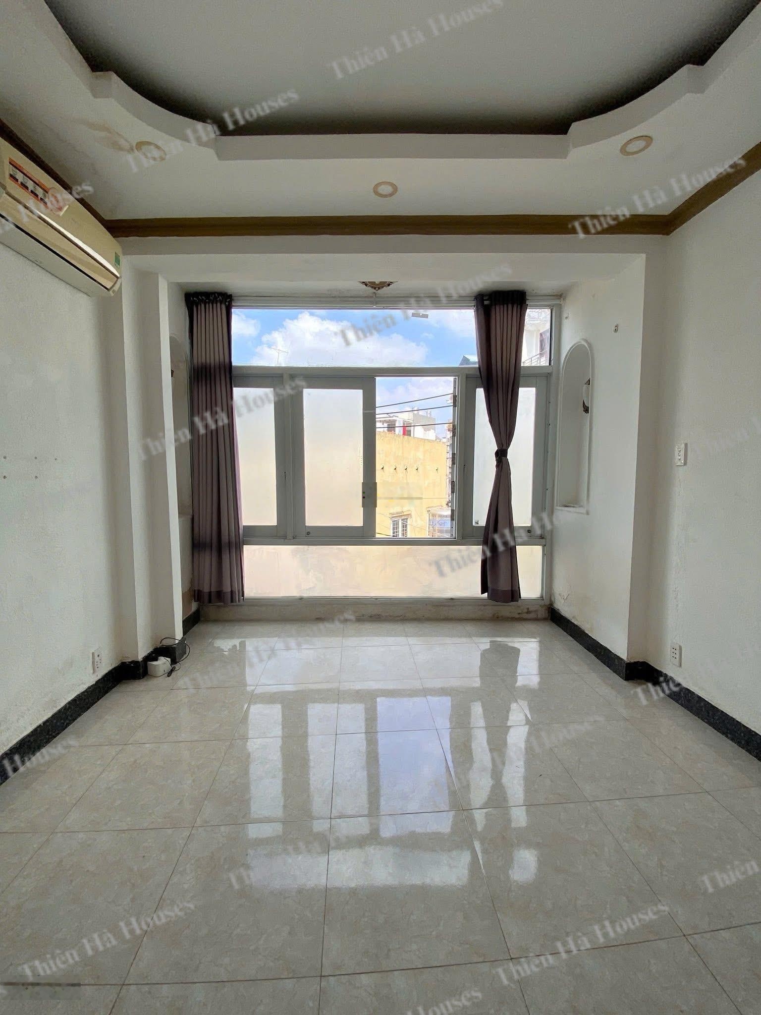 Cho thuê nhà hẻm huỳnh văn bánh 3.5x8m | 3 tầng