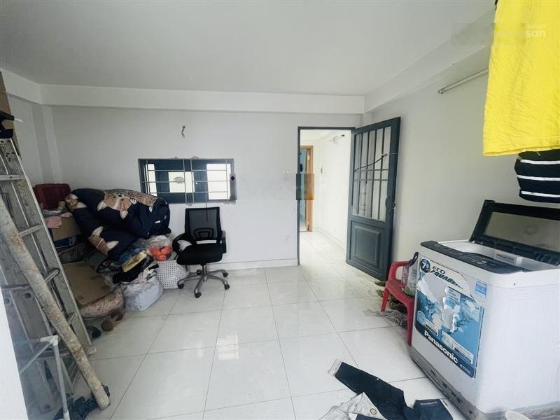 Bán nhà đường cách mạng tháng 8 q3-hxh sát mặt tiền bên tuyến metro - 48m2 - 2tầng btct- giá 8,6 tỷ