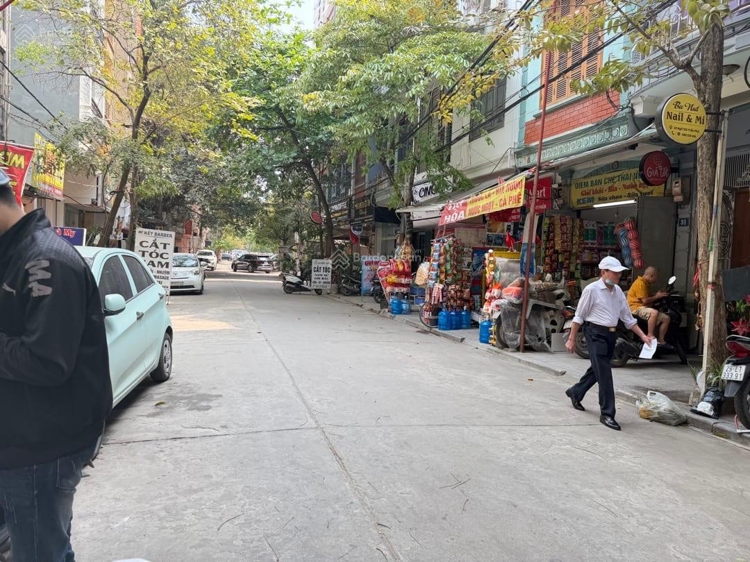 Bán Lô Đất Phân Lô Vỉa Hè mặt phố Văn Quán - 38,5m- Lô Góc - Giá chỉ 11tỷ - Đường hai oto tránh.