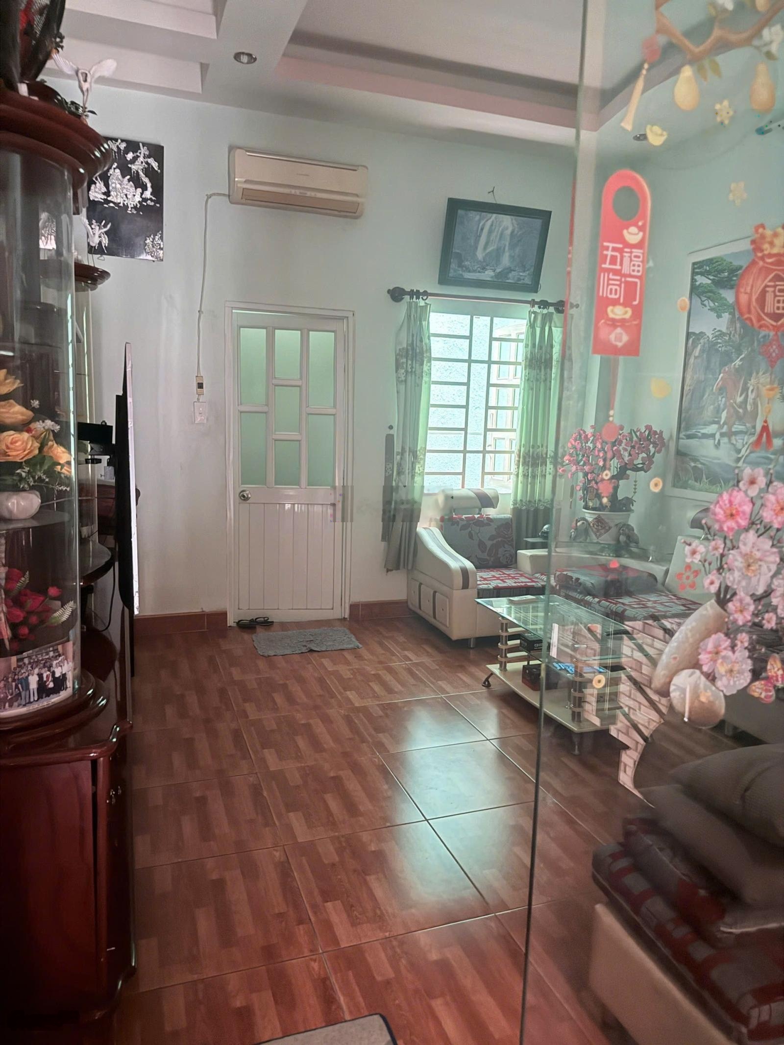 Bán nhà 4 tầng- đường phan huy ích - ngay emart - dt58m2(4*14,35)- hẻm xe hơi thông - chỉ 7 tỷ 1.,