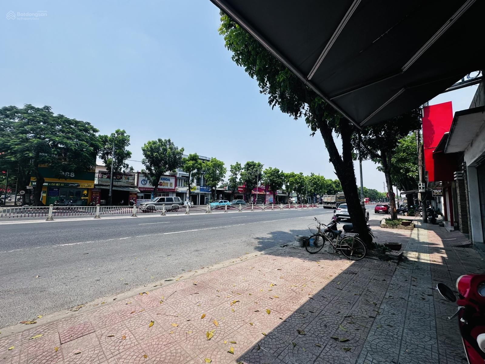 Cho thuê mặt bằng đẹp - trung tâm thị trấn tứ hạ - linh hoạt 2 phương án