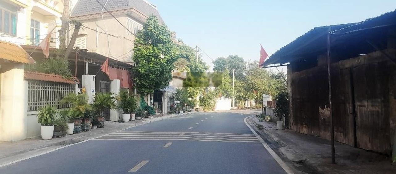Lô góc 2mặt thoáng -Dt:79m full -Mt:5m giá chỉ 32tr/1m -Đông Thuỷ -Đông Xuân -Sóc Sơn -HN.
