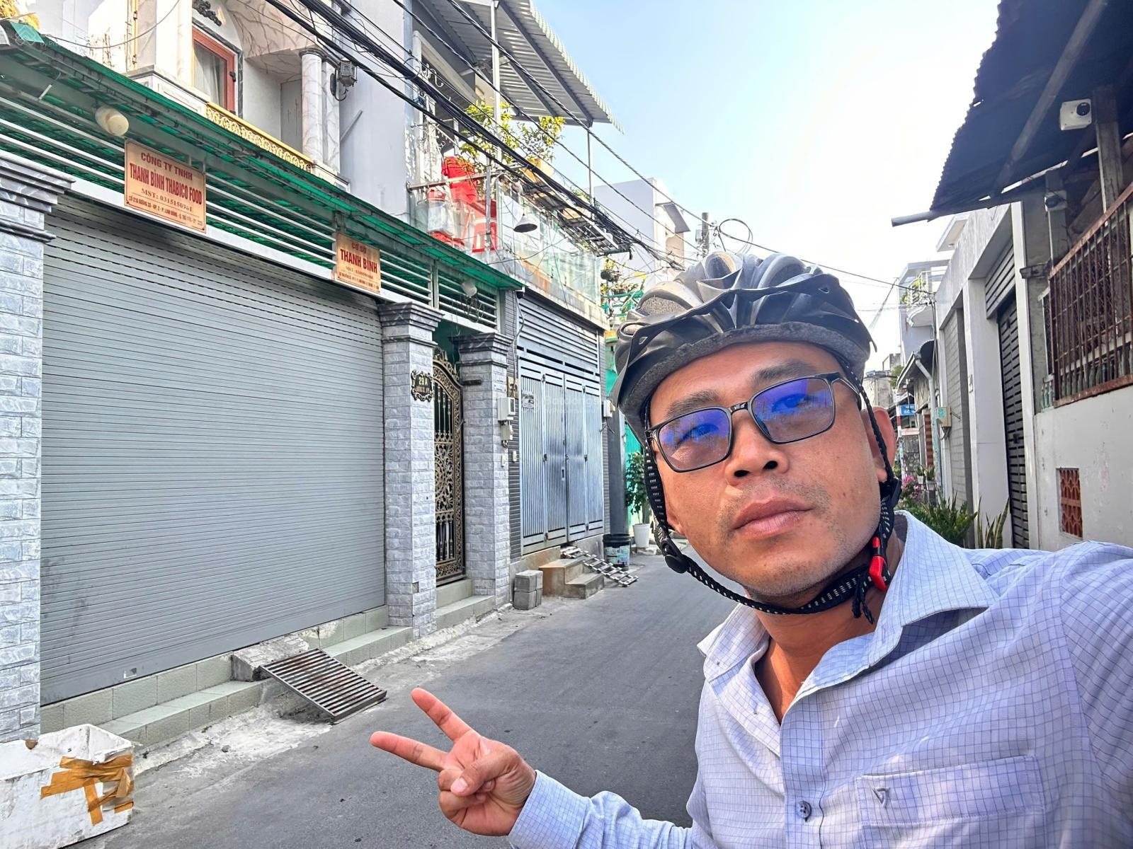 bán nhà 1 trệt 2 lầu ngay sau chợ tam hà ,đường 6m bàn cờ,p.linh đông,thủ đức.dt-75m2- 5.5mx14m