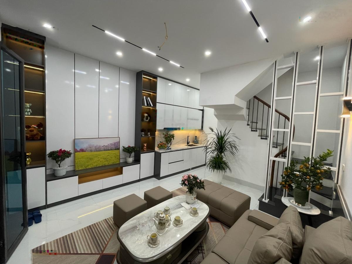 Phân lô phố Lương Khánh Thiện nhà đẹp kinh doanh ở ngay 40m2x 5T giá nhỉnh 9 tỷ sổ CC có TL