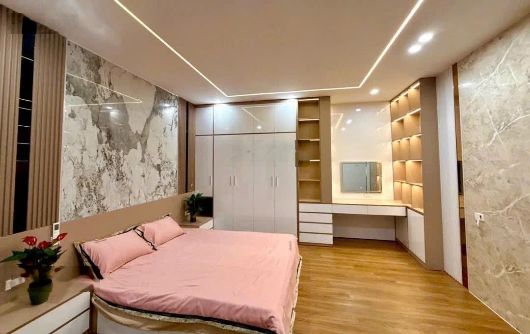 Bán nhà đẹp đống đa - 6 tầng thang máy - full nội thất như khách sạn 5 sao - 30m ra phố