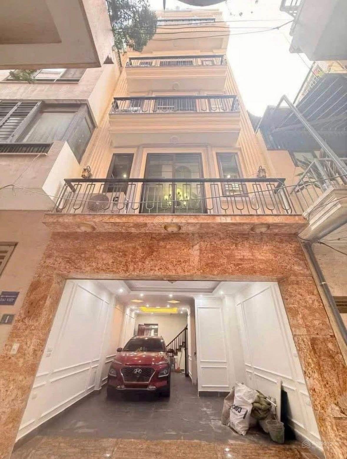 Hiếm, ngõ 42 Giang Văn Minh, Ba Đình, thang máy, gara ô tô, nở hậu, 40m, 11 tỷ