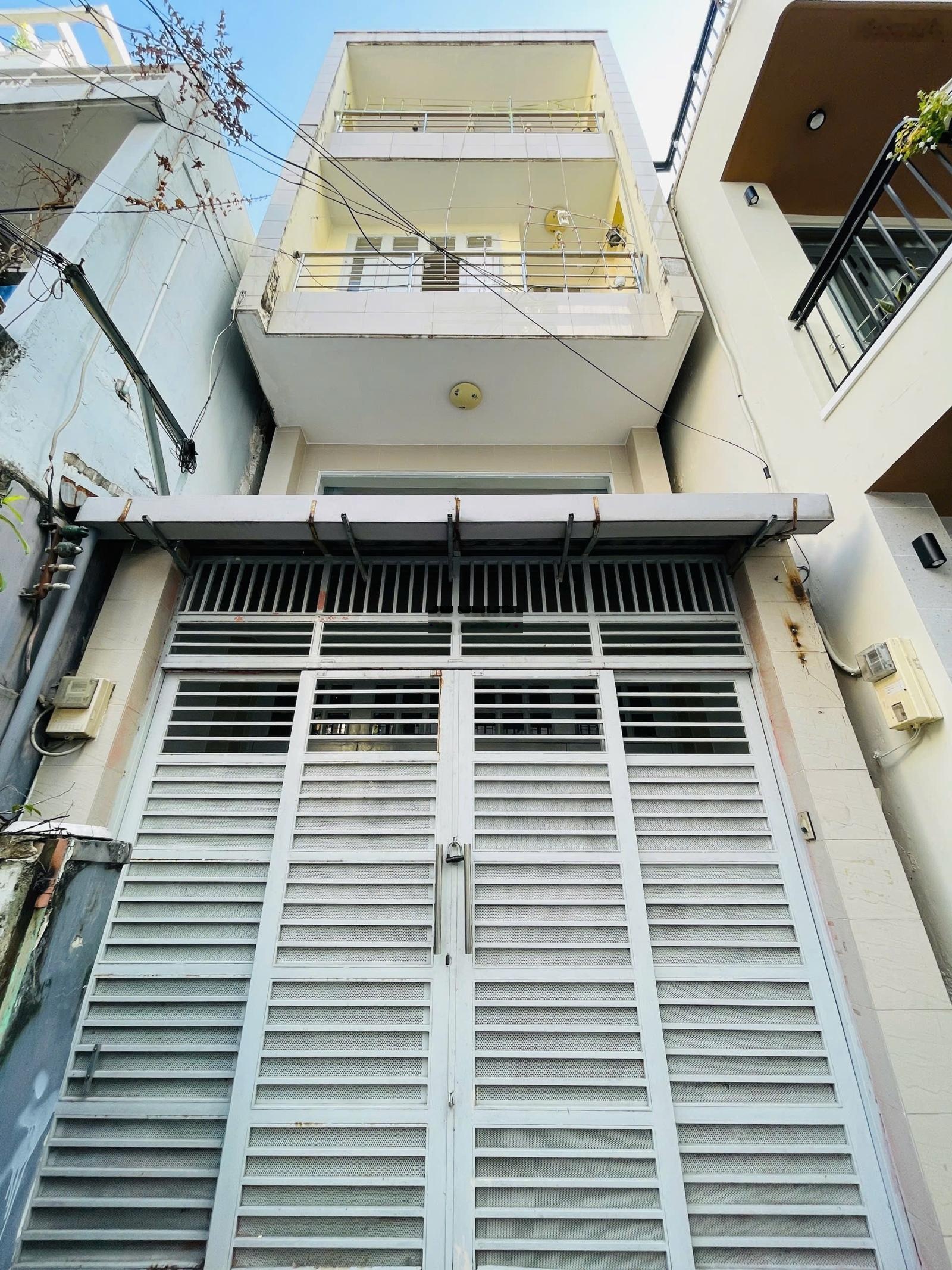 Hẻm xe hơi Thích Quảng Đức, 4Tầng, 5PN, Nở hậu, gần mặt tiền, đông dân cư, hẻm an ninh