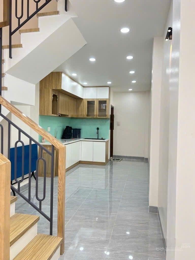 Hẻm ô tô bình tiên - quận 6 - nhà mới 3 tầng vào ở ngay - 38m2 - chỉ 5x tỷ