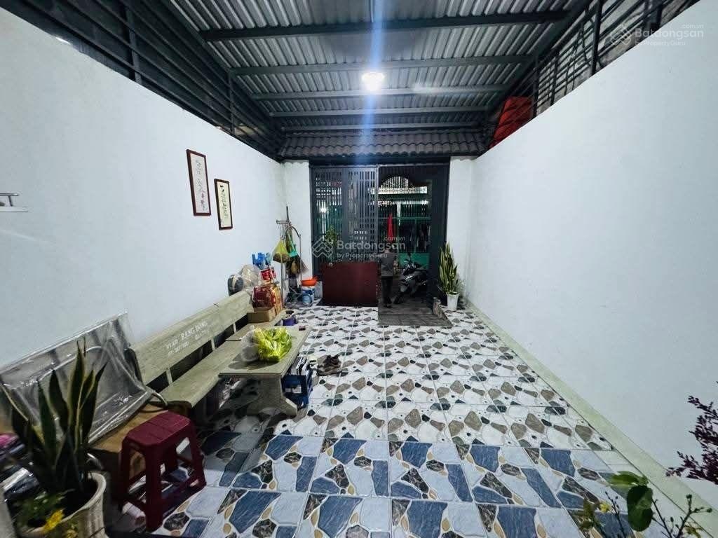 7 tỷ 350 thương lượng, nhà 5 tầng, đường 6 mét thông, diện tích : 4 x 19