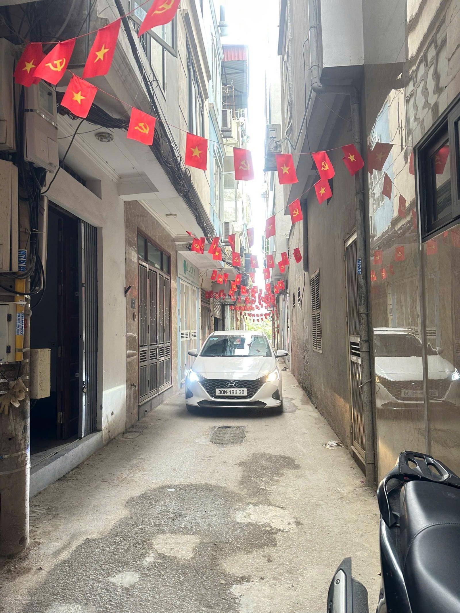 Bán nhà văn hội, đức thắng, bắc từ liêm, hà nội, ngõ thông ô tô đỗ cửa, nhà 05 tầng dân xây...