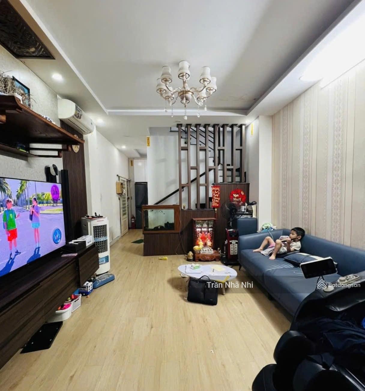 Bán nhà hòa hưng q10 - góc 2 mặt hẻm - 2 tầng - dt: 3,8 x 10 - 36m