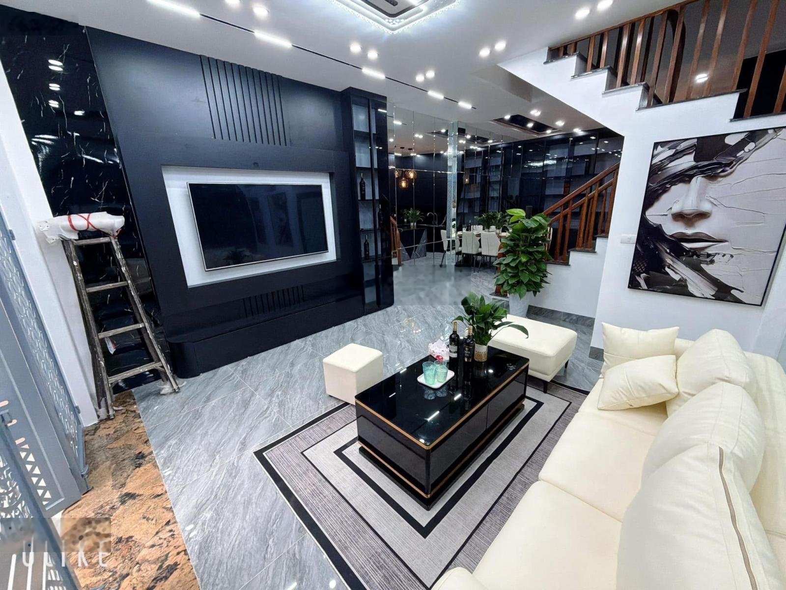 Chủ Cần Tiền Hạ 2 Tỷ Bán Gấp Nhà Riêng 50M Ra Phố Xã Đàn TT Đống Đa Ngõ Trước Nhà 5M 40M , 5 Tầng
