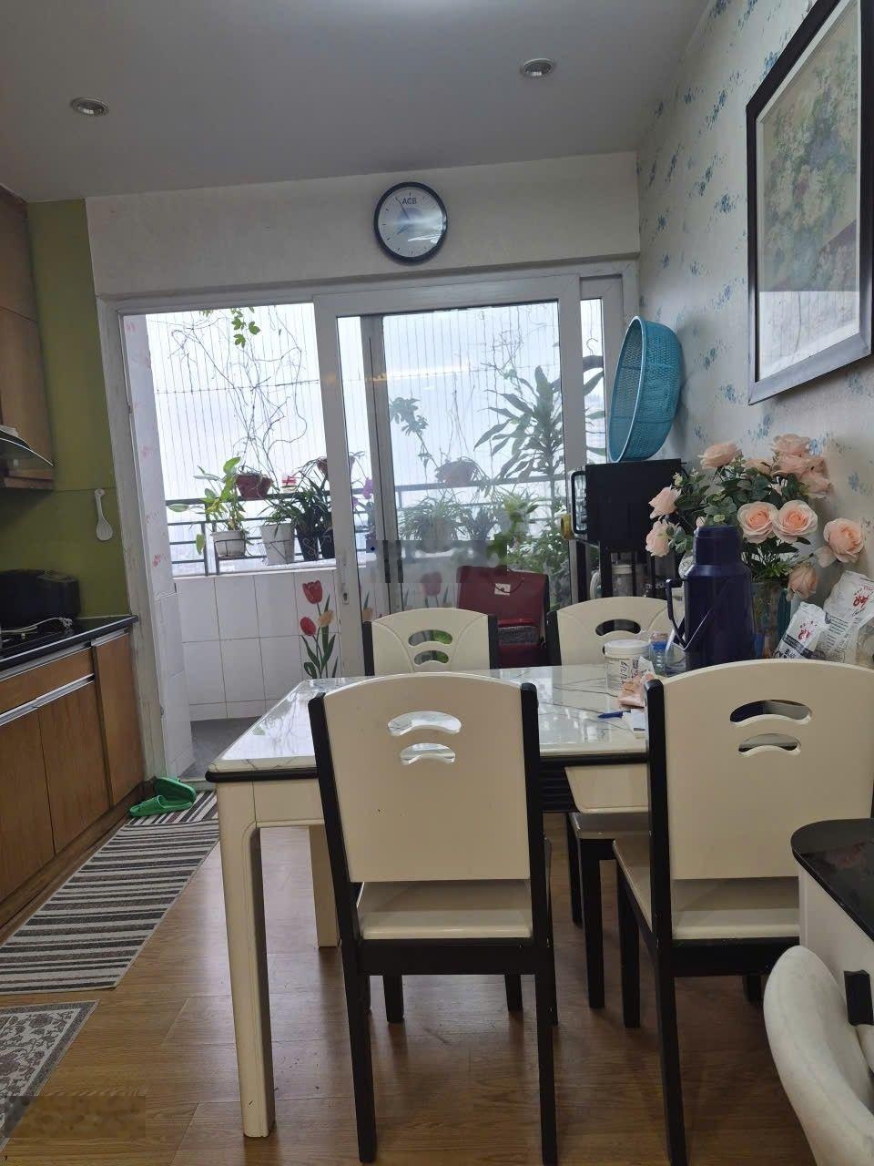 Bán căn hộ chung cư Nam đô complex 609 Trương Định Hoàng Mai. Tầng đẹp view đẹp
