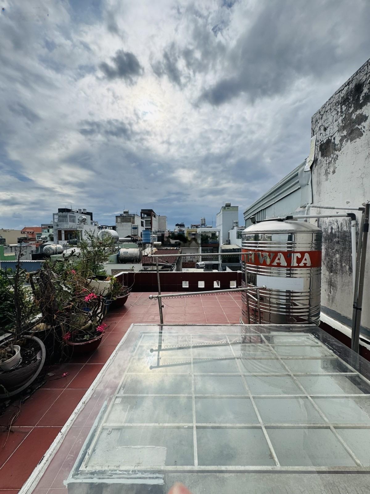 Bán Nhà Riêng tại Phú Thạnh, 5,6 tỷ, 56m2, view đẹp, giá siêu hời