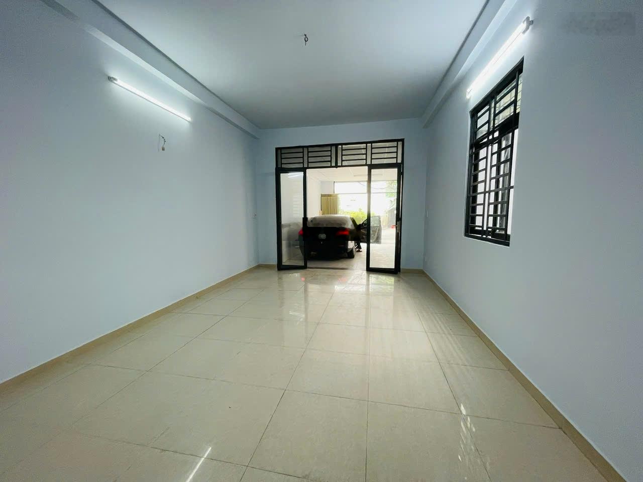 Bán nhà phường Thới An, DT: 5 x22m, Quận 12. Giá chỉ 5.45 tỷ