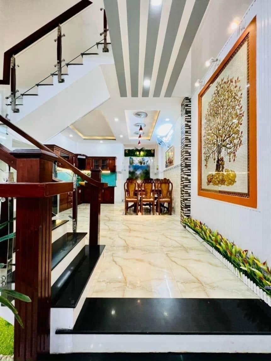 Nhà trung tâm Q1 sầm uất, ngay Nguyễn Trãi, DT 77,5m2 (5x15,5m). sổ hồng chính chủ